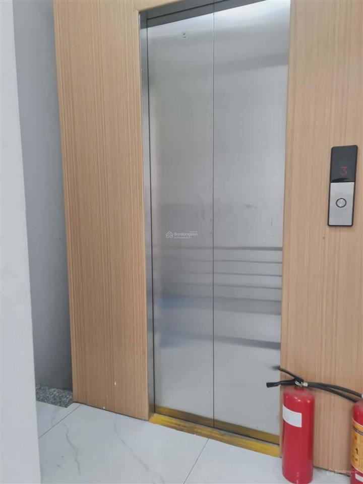 Bán nhà mặt tiền khu gs gò dĩ an, chdv, 4.5x18, 5 tầng, thang máy, dòng tiền 400tr/năm