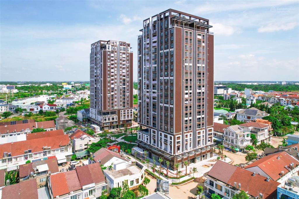 Căn hộ cao cấp 3pn góc, view sông, chỉ 1 tỷ 339 là ở ngay, nh cho vay 70%, 0% lãi 12 tháng