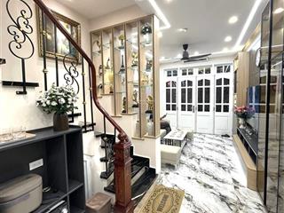 Nhà đẹp  đại la  ngõ thống nhất  gần ôtô  tặng nội thất sang trọng  về chỉ việc ở  giá 7.95tỷ