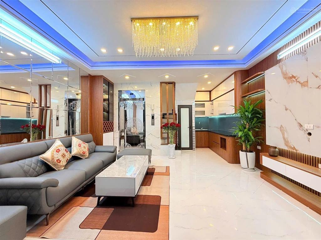 Nhà lê trọng tấn  xây mới  6 tầng thang máy  ngõ thông  kinh doanh  ô tô vào nhà  giá 11.8 tỷ