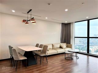 Cho thuê 3pn, toà goldmark city, giá 18 triệu tầng trung view thoáng, có slot oto