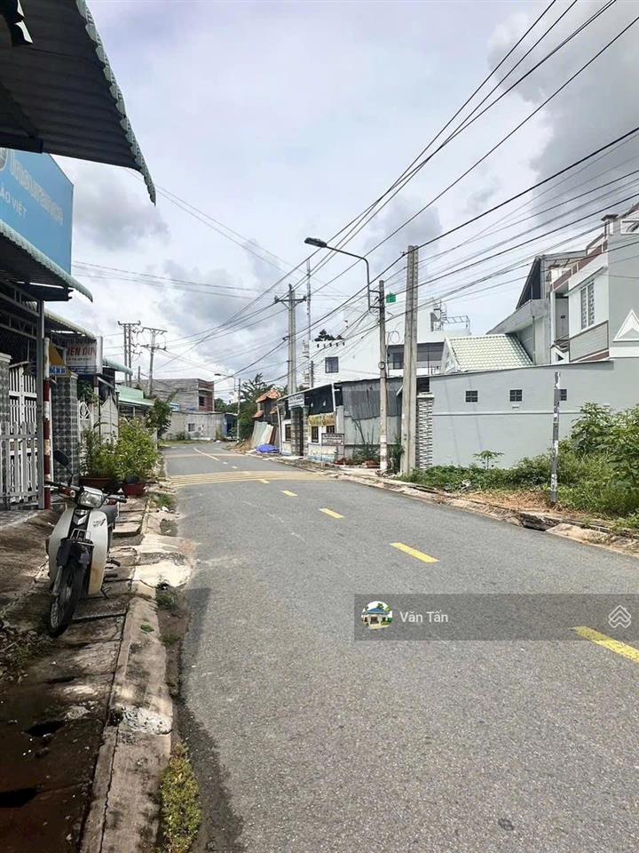 Bán gấp lô đất phong phú, bình chánh, 86m2/690tr cách ql50 chỉ 80m. shr, full thổ