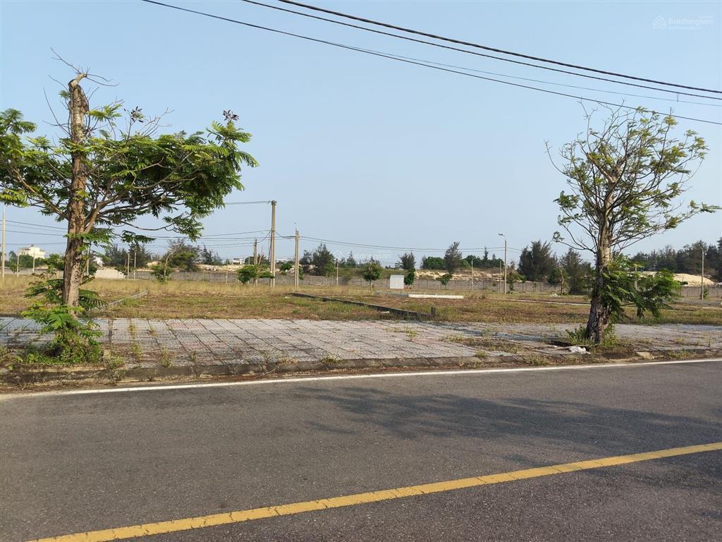 Hot!!! đất biển đn 110m2,giá 3.05 tỷ, đường 7.5m,nhìn thấy sông cổ cò, cách biển viêm đông 2 km.