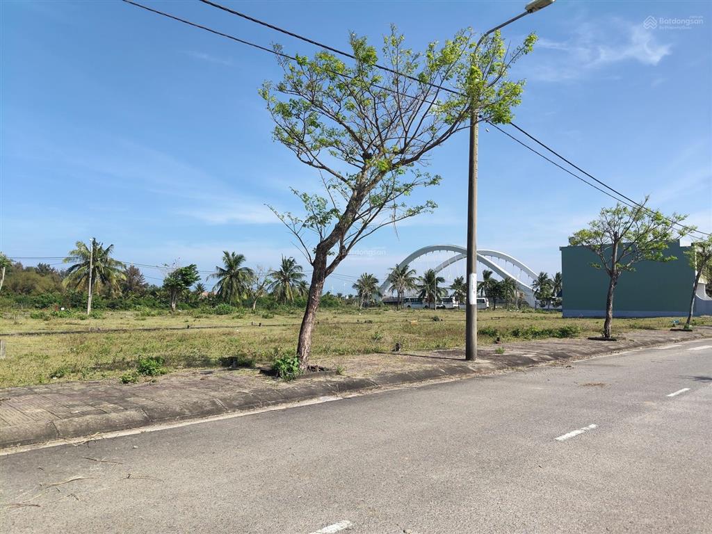Hot! đất biển dt 121m2, giá 3.1 tỷ, 7.5m kđt sentosa riverside, cách sông 100m, cách biển 1.5 km.