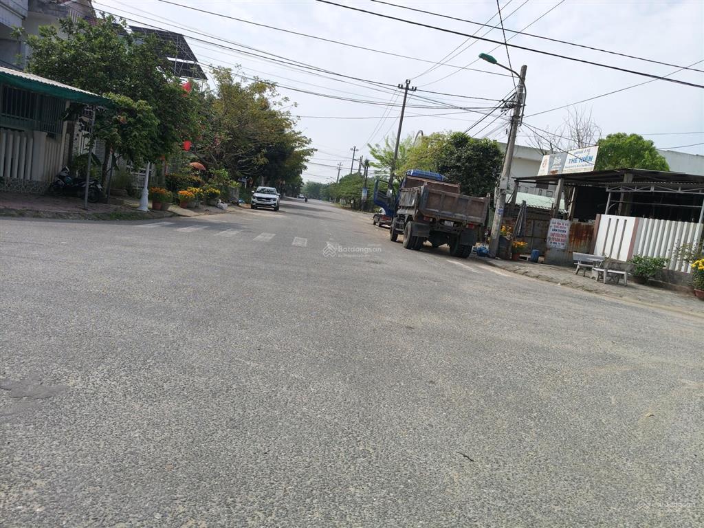 Đất chợ vĩnh điện, dt 127.5m2, giá 2.1 tỷ bằng lô đất bê tông điện nam, đường 7.5m, thoáng 2 mặt