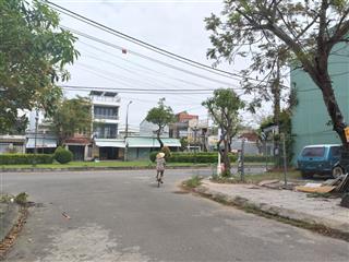 Đất chợ vĩnh điện, dt 127.5m2, giá 2.1 tỷ bằng lô đất bê tông điện nam, đường 7.5m, thoáng 2 mặt