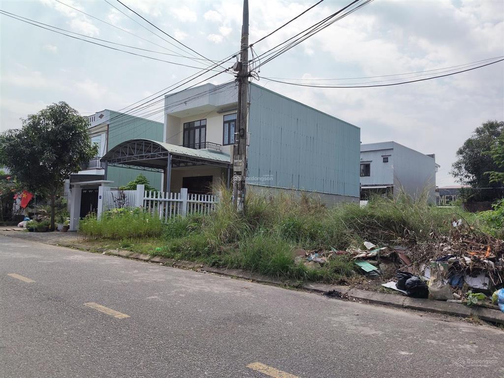 Đất chợ vĩnh điện, dt 127.5m2, giá 2.1 tỷ bằng lô đất bê tông điện nam, đường 7.5m, thoáng 2 mặt
