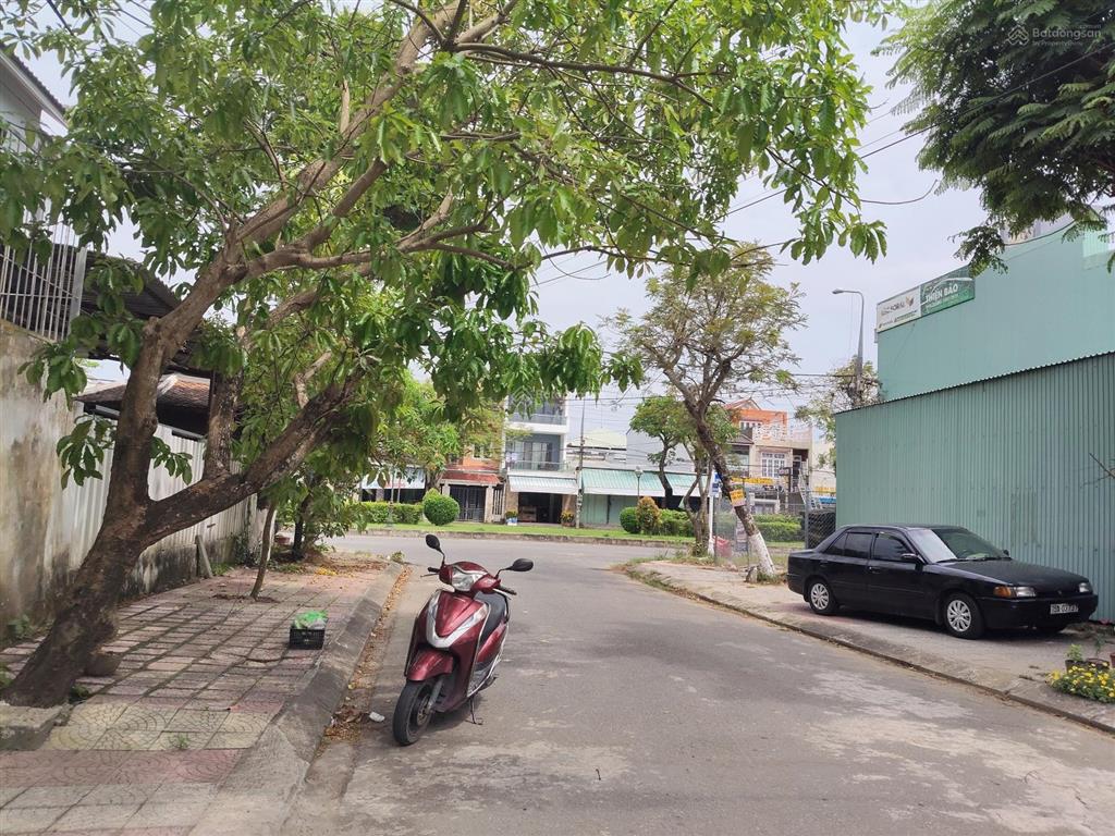 Đất chợ vĩnh điện, dt 127.5m2, giá 2.1 tỷ bằng lô đất bê tông điện nam, đường 7.5m, thoáng 2 mặt