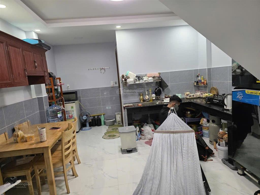 Bán nhà mặt phố 12, đường đông hưng thuận 31, 6,2 tỷ, 42m2, tốt