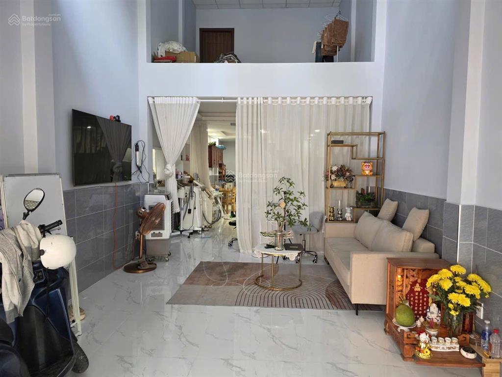 Bán nhà mặt phố 12, đường đông hưng thuận 31, 6,2 tỷ, 42m2, tốt