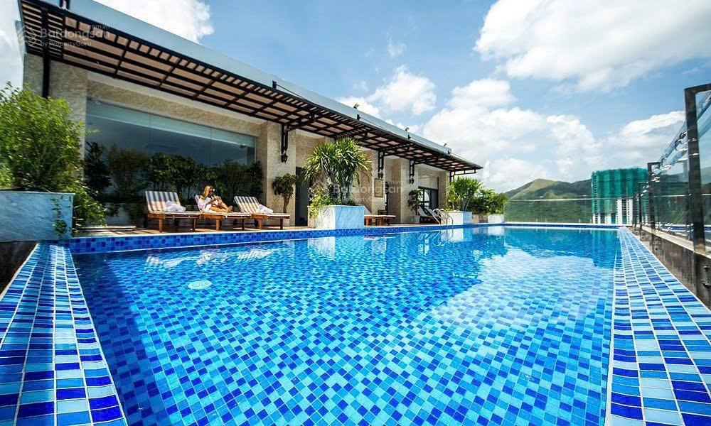 Bán khách sạn 4 sao đường bãi dương  nha trang  khánh hoà