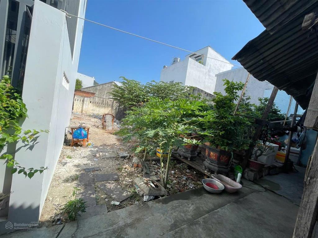 Bán đất giá tốt hẻm trần phú, 2,7 tỷ, 60m2 full thổ, hàng hiếm tại nha trang hot!