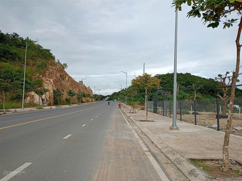 Đất mặt tiền đường phong châu, phường nam nha trang. chỉ 39 triệu/m² (full thổ cư 100%).