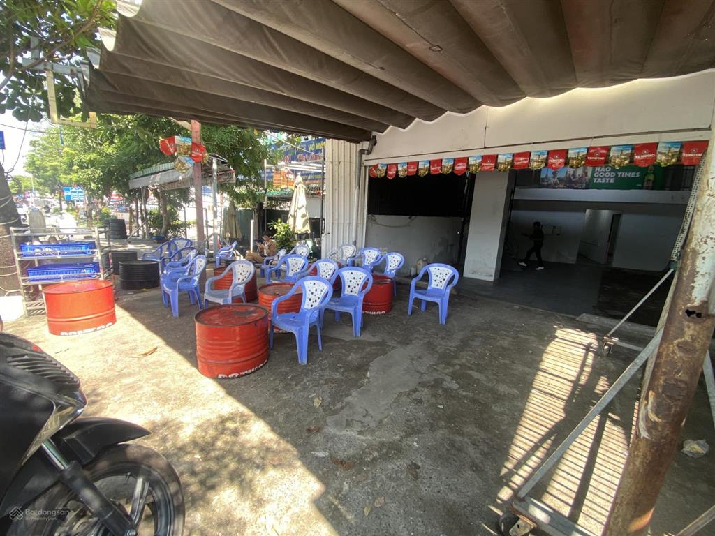 Ngang 7m nở hậu 8m  2 tầng trống suốt mặt tiền điện biên phủ  thạnh mỹ tây