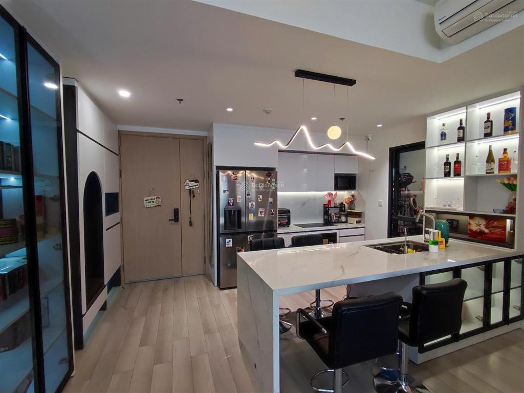 Vinhomes grand park  lumiere boulevard 2pn, 2wc, 73,9m2, sang trọng full nội thất