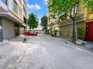 Bán nhà phố kim giang phân lô vỉa hè mt 6m nhà dân xây 6 tầng giá nhỉnh 15 tỷ