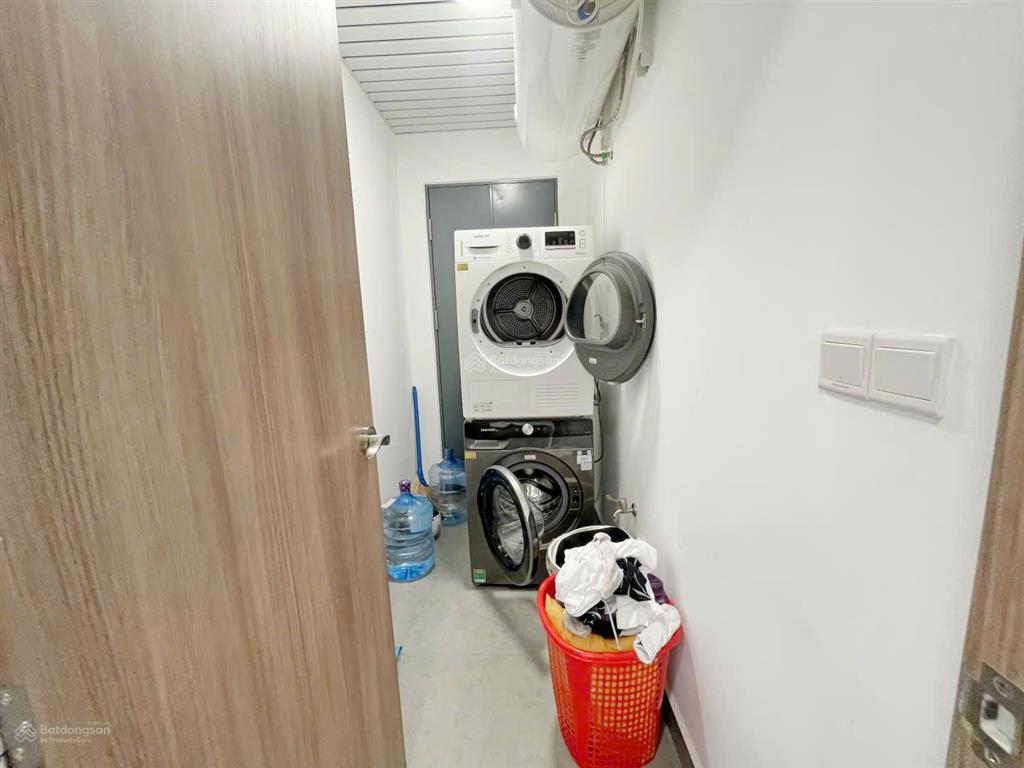 Cho thuê 2pn + 1 phòng kho 2wc sunwah pearl 90 nguyễn hữu cảnh bình thạnh
