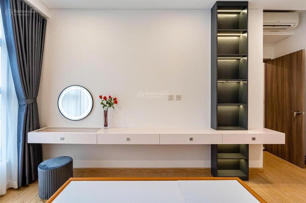 Cho thuê 2pn+1 kho, 2wc 107m2 sunwah pearl nguyễn hữu cảnh bình thạnh