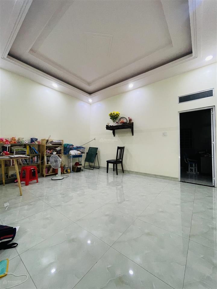 Cần bán nhà (shr) ngang 5m đường apđ25 ngay trường đại học nguyễn tất thành, 5x18m, đường 5m