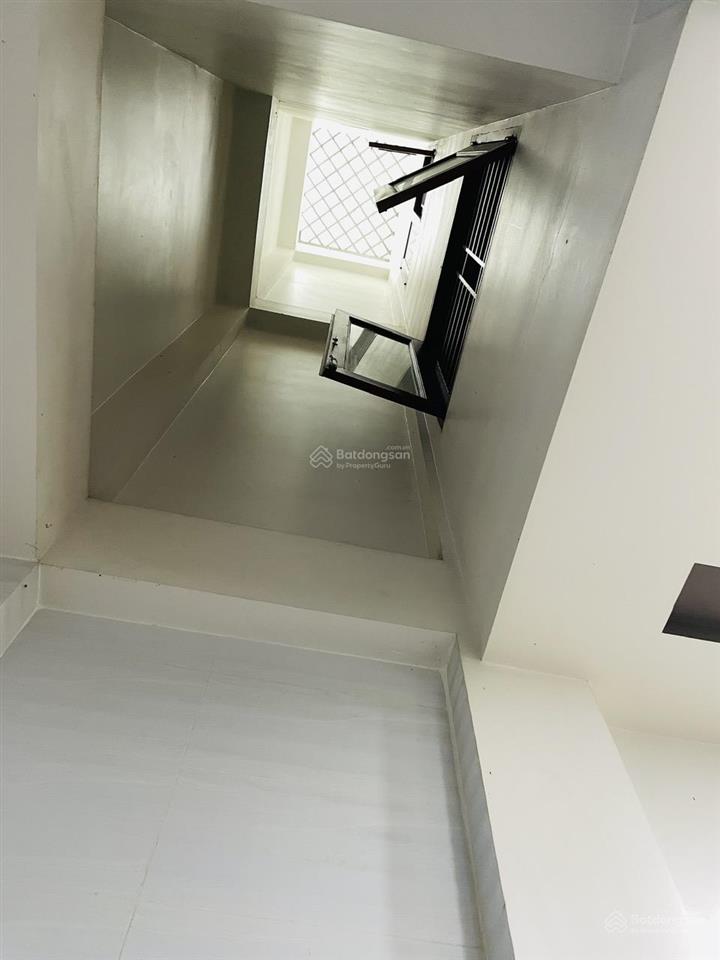 Bán gấp nhà (shr) 1 xẹc ngắn tx22 ngay chợ minh phát, 4,5x16, 4 tầng, đường 7m