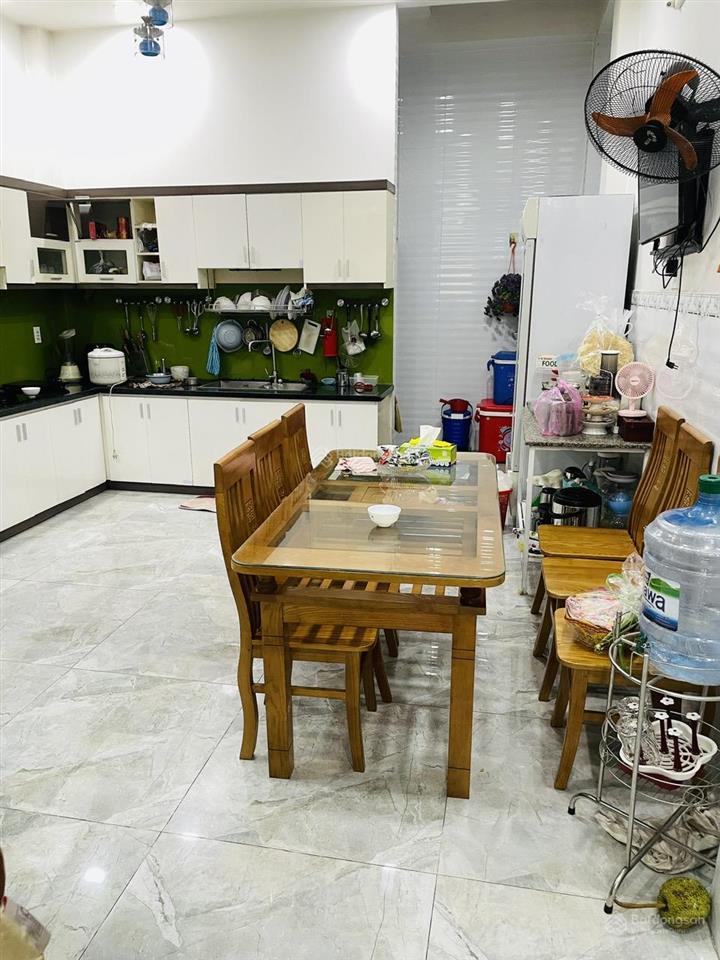 Bán gấp nhà (shr) 1 xẹc ngắn tx22 ngay chợ minh phát, 4,5x16, 4 tầng, đường 7m