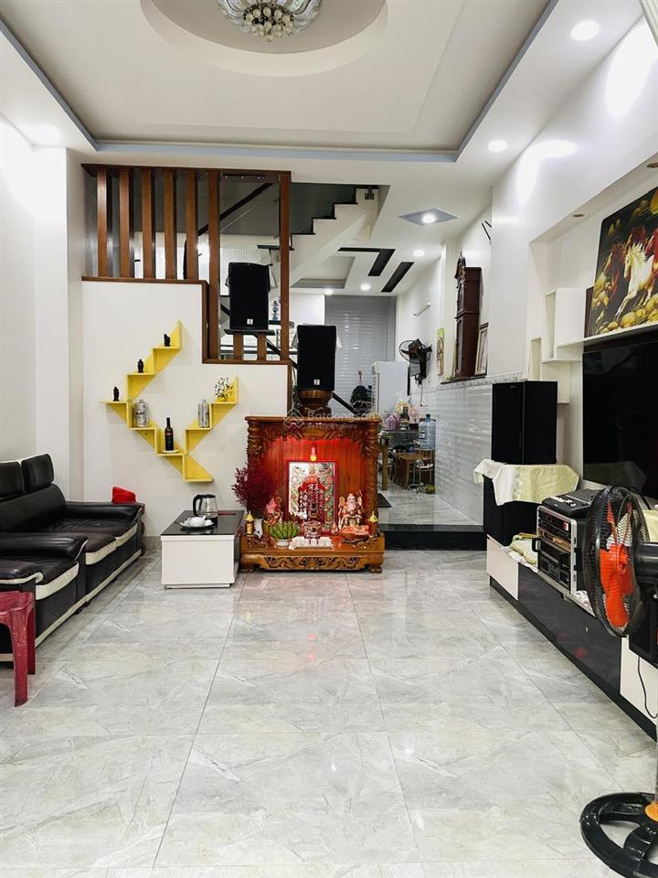 Bán gấp nhà (shr) 1 xẹc ngắn tx22 ngay chợ minh phát, 4,5x16, 4 tầng, đường 7m