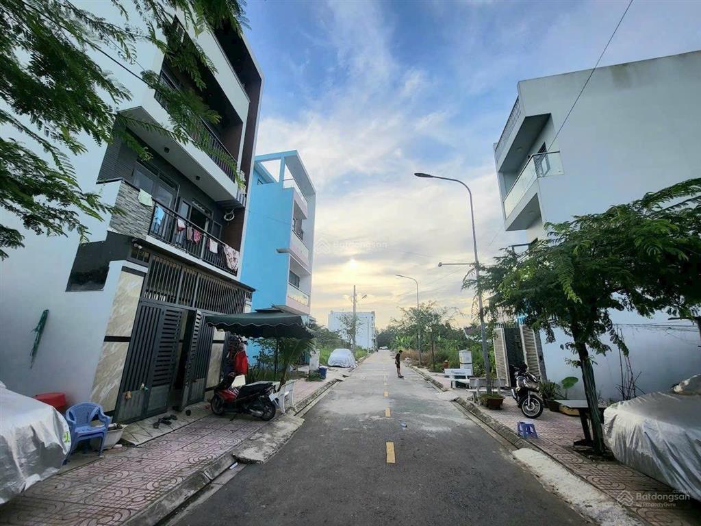 Bán lô đất khu phân lô thạnh xuân 52, 50m2, đường 8m