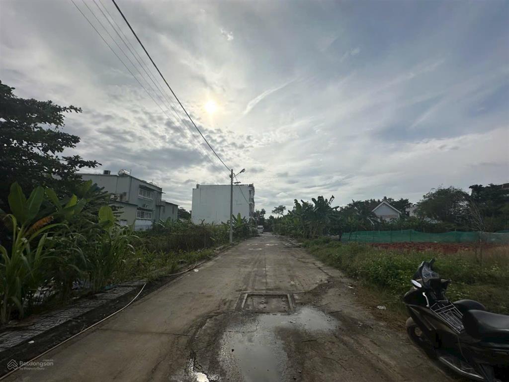 Bán lô đất khu phân lô thạnh xuân 52, 50m2, đường 8m