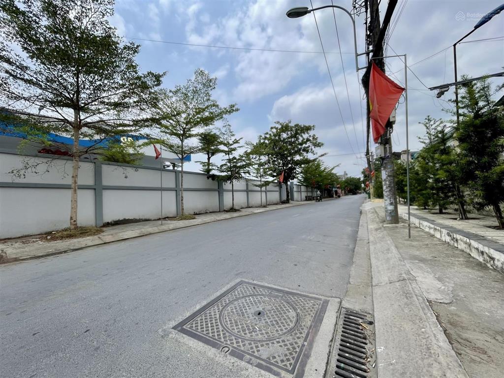 Kẹt tiền bán gấp lô đất 1 xẹc tx31 ngay chợ thạnh xuân, 80m2, đường thông ô tô