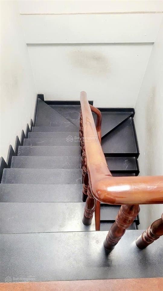 Nhà(shr) khu đồng bộ 1 xẹc tl16 ngay ngã tư ga, 48m2, 3 tầng, đường 5m