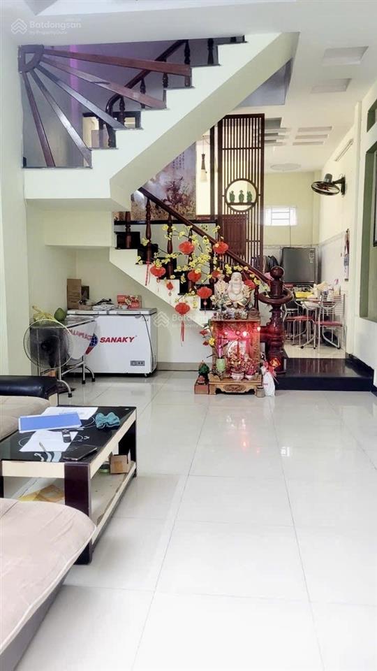 Nhà(shr) khu đồng bộ 1 xẹc tl16 ngay ngã tư ga, 48m2, 3 tầng, đường 5m