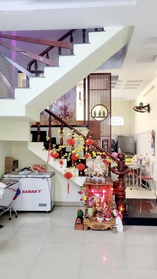 Nhà(shr) khu đồng bộ 1 xẹc tl16 ngay ngã tư ga, 48m2, 3 tầng, đường 5m