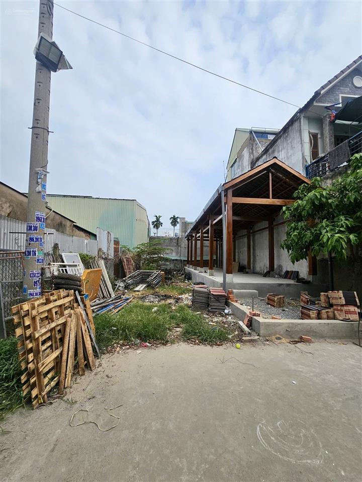Cần tiền bán lô đất(shr) 1 xẹc thạnh lộc 28 ngay ngã tư ga, 80m2 full thổ cư, đường 6m