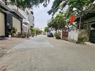 Cần tiền bán lô đất(shr) 1 xẹc thạnh lộc 28 ngay ngã tư ga, 80m2 full thổ cư, đường 6m