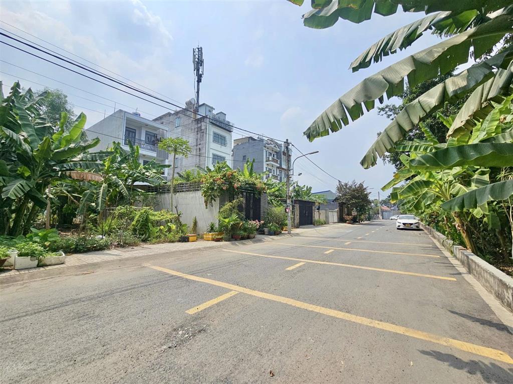 Ngộp bank cần bán nhanh lô đất 2 mặt tiền trước sau tx52 ngay trường tô ngọc vân, 5x30, đường 10m