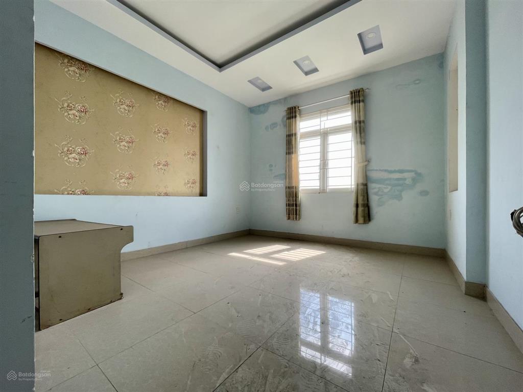 Cần tiền gấp bán nhà(shr) đường vườn lài ngay chợ vườn lài, 76,5m2, 3 tầng, đường 6m