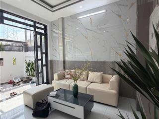 Cần bán gấp nhà (shr) 2 mặt tiền đường hà huy giáp ngay ngã tư ga, 77,6m2, 3pn