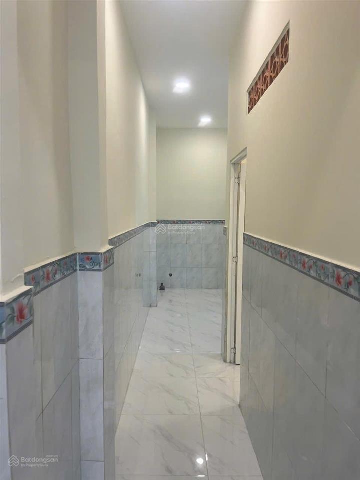 Kẹt tiền gấp bán nhà(shr) 1 sẹc ngắn thạnh lộc 50 ngay cầu phú long, 4x12,5m, 2pn, đường 5m