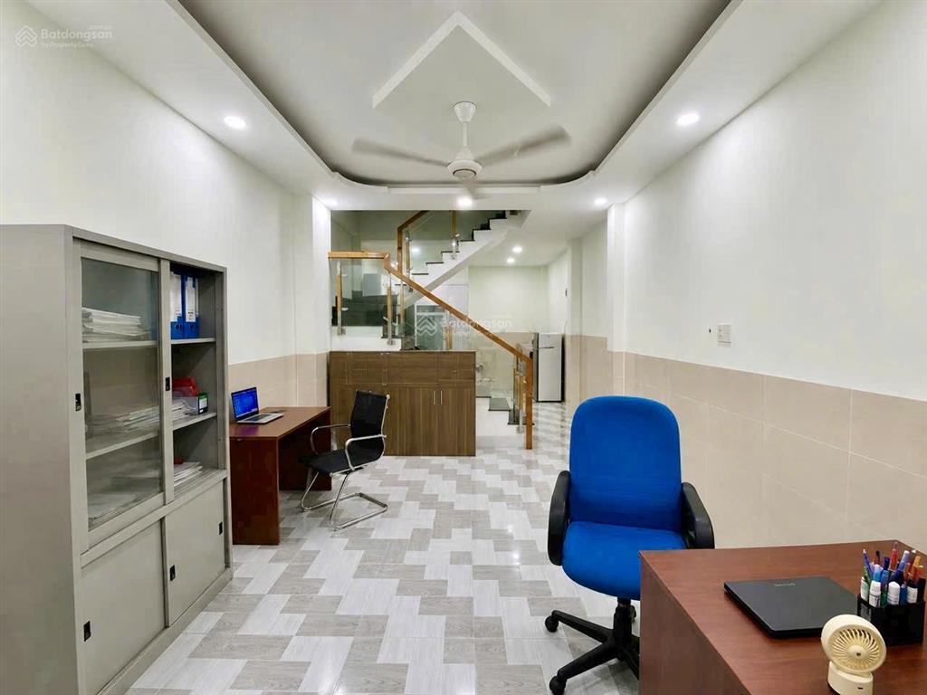 Kẹt tiền bán gấp nhà (shr) 61,3m2 đường thạnh xuân 22 ngay chợ minh phát, 2 tầng, đường 6m thông