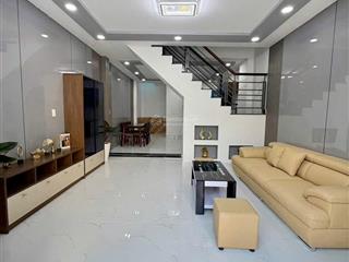 Bán gấp nhà quốc lộ 1a ngay trường đại học nguyễn tất thành, 50,2m2, 2 tầng, đường 5m