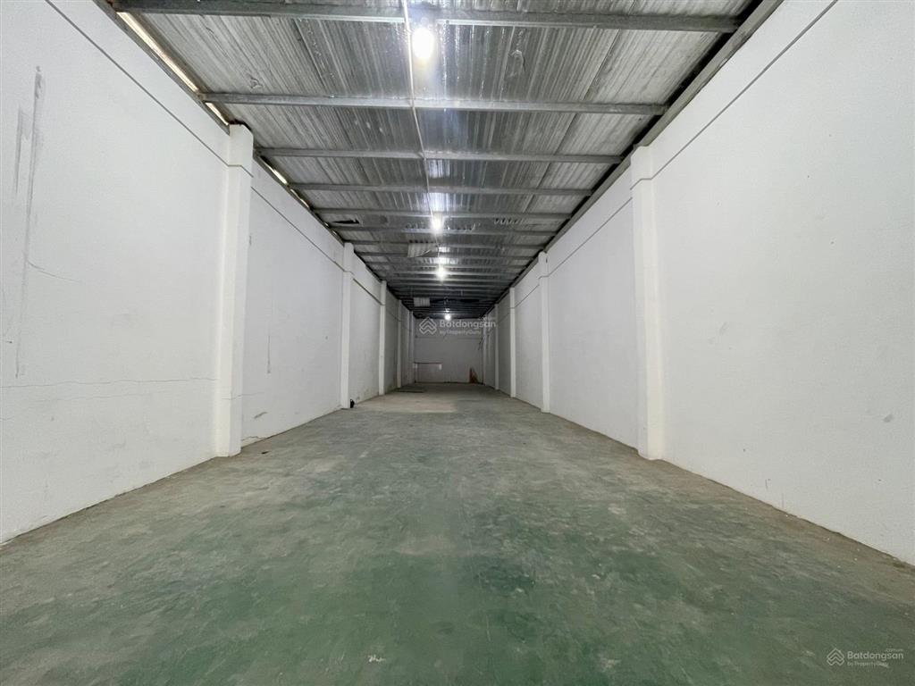 Cần cho thuê gấp kho đường thạnh xuân 25, 185m2, đường thông xe tải