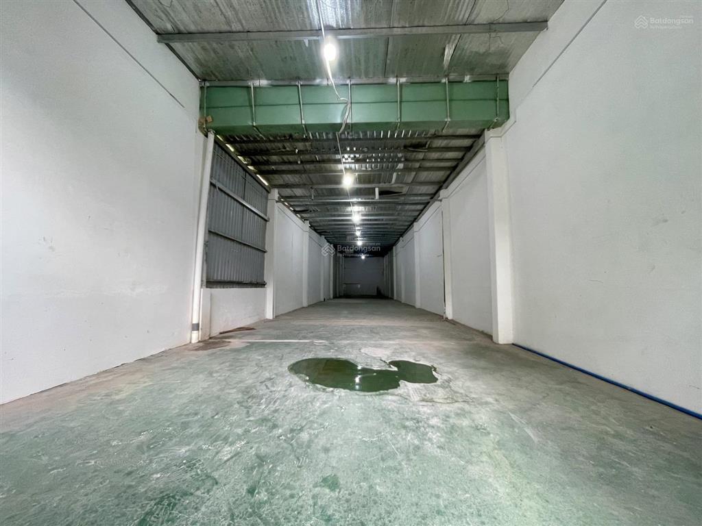 Cần cho thuê gấp kho đường thạnh xuân 25, 185m2, đường thông xe tải