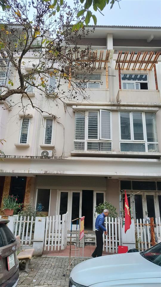 Cho thuê nhà mặt phố tại khu đô thị xuân phương viglacera, giá 15 triệu/tháng