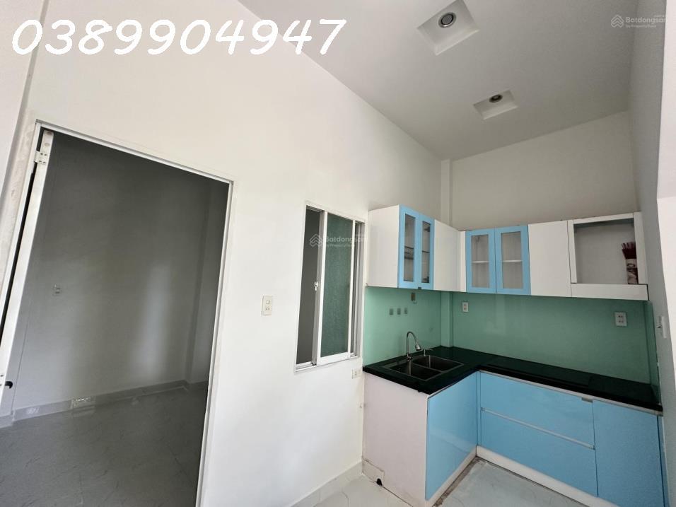 Bán nhà trung tâm Nha Trang hẻm 1170 đường 2/4 Phường Vạn Thắng. Giá bán: 2,3 tỷ sổ đỏ