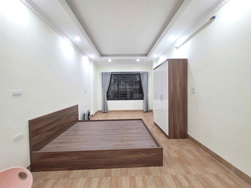 Nhà phố hồ tùng mậu 39m2 5 tầng giảm hẳn 1,2 tỉ.