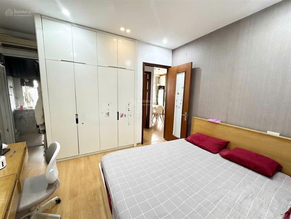 Chủ giảm giá từ 5,5 tỉ còn 4,3 tỉ cc resco phạm văn đồng 65m2 2 ngủ 2wc tầng cao view đẹp
