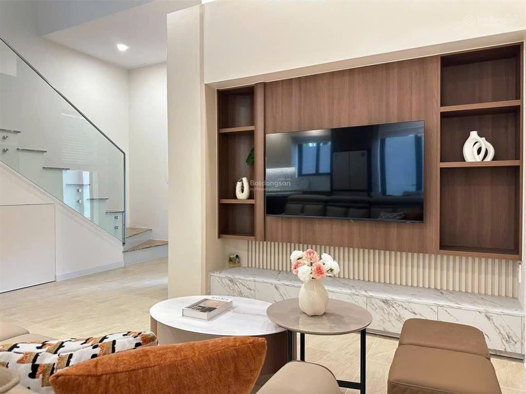 Cho thuê nhà phố compound the orchard capitaland full nội thất, tiện ích đẳng cấp, 45tr/ tháng