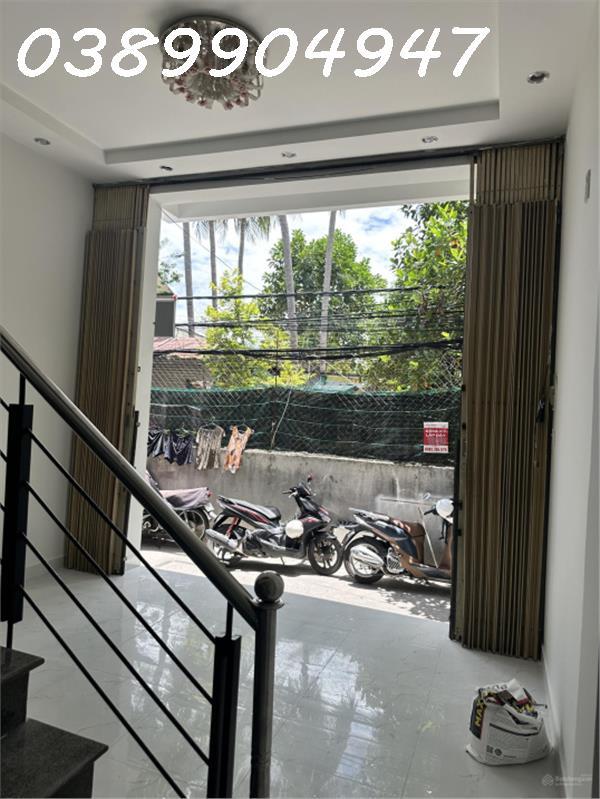Bán nhà trung tâm Nha Trang hẻm 1170 đường 2/4 Phường Vạn Thắng. Giá bán: 2,3 tỷ sổ đỏ