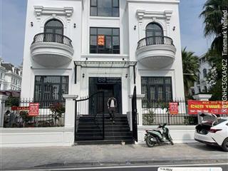 Căn hộ louis city hoàng mai mới 100%  studio cao cấp full nt giá chỉ 5.5tr dọn vào ở ngay