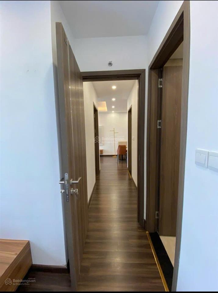 Ch sổ sẵn/cho thuê 15tr/th,2pn 2tỷ, full nội thất, vay 70% đường nơ trang long . 0799 303 *** ngọc